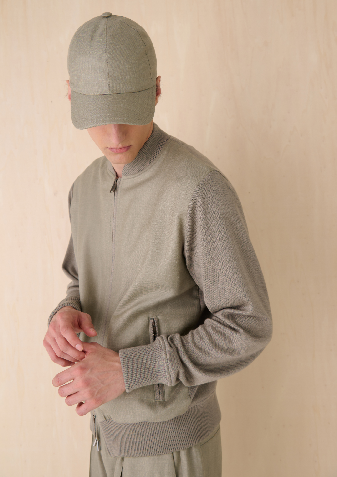 KNIT BOMBER