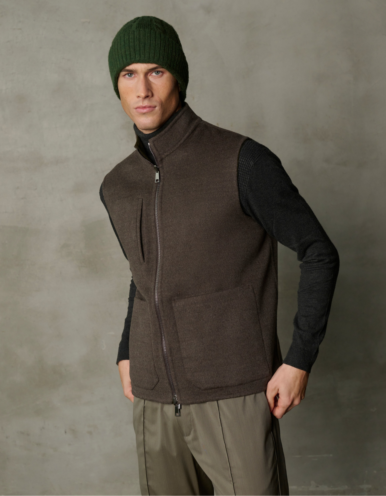 DOUBLE VEST