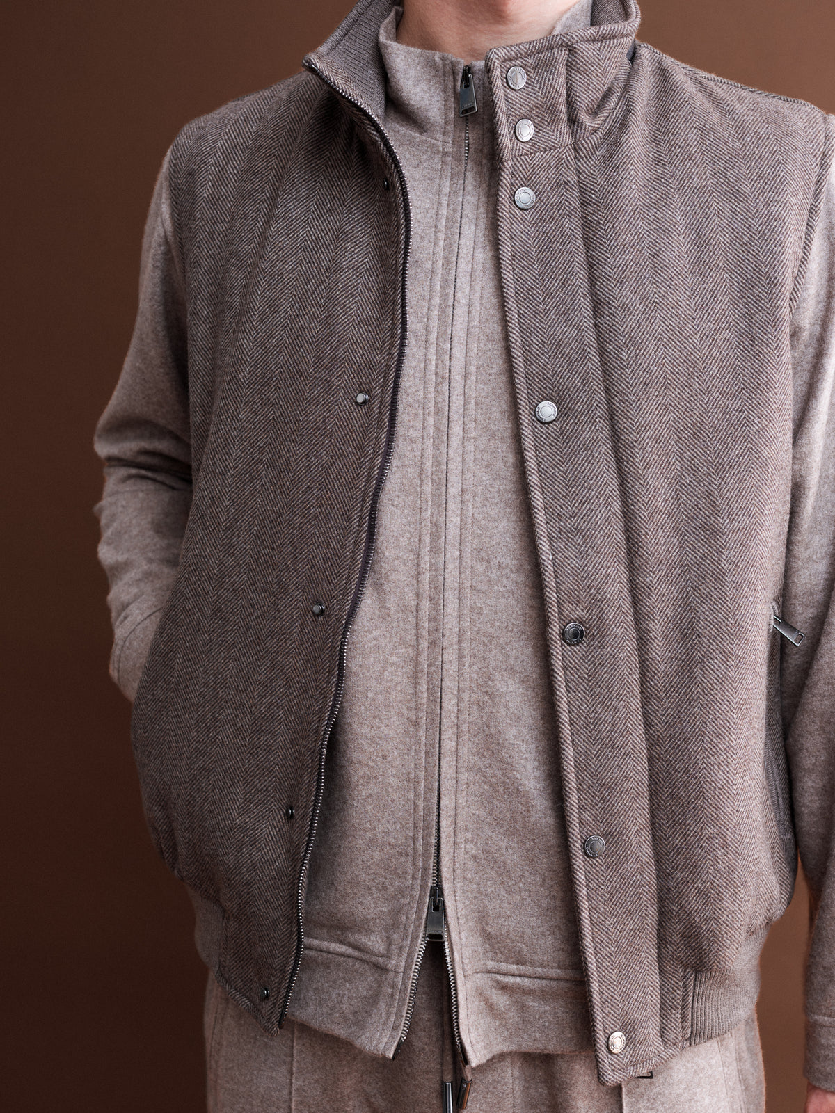 VEST